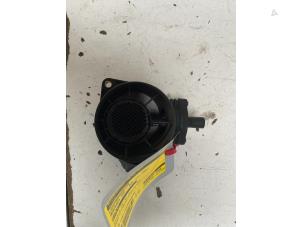 Gebruikte Luchtmassameter Mercedes E (W211) 2.2 E-220 CDI 16V Prijs € 34,99 Margeregeling aangeboden door Autodemontage van der Iest