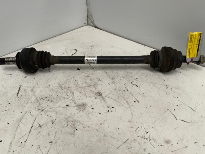 Gebruikte Aandrijfas links-achter Mercedes ML II (164/4JG) 3.0 ML-280 CDI 4-Matic V6 24V Prijs € 49,99 Margeregeling aangeboden door Autodemontage van der Iest