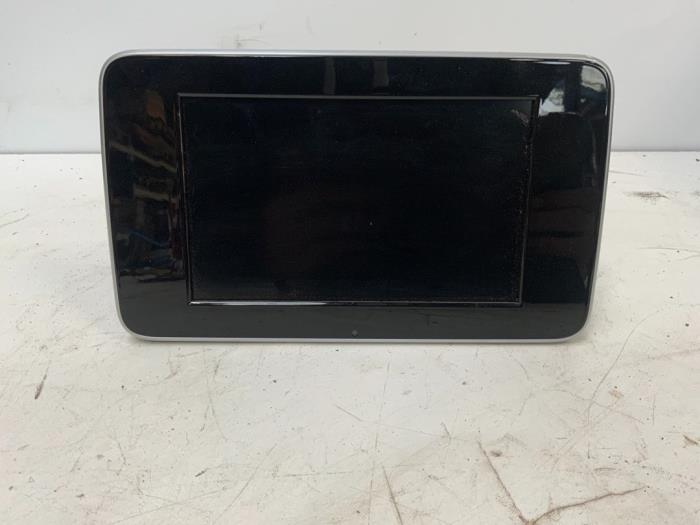 Gebruikte Display Interieur Mercedes C Estate (S205) C-250 CDI BlueTEC, C-250 d 2.2 16V Prijs € 272,24 Inclusief btw aangeboden door Autodemontage van der Iest
