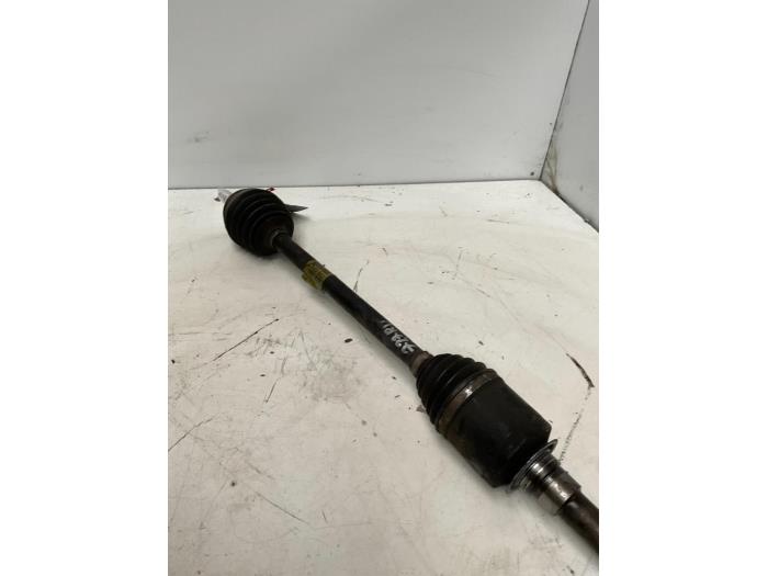 Gebruikte Steekas rechts-voor Mercedes ML II (164/4JG) 3.0 ML-280 CDI 4-Matic V6 24V Prijs € 79,99 Margeregeling aangeboden door Autodemontage van der Iest