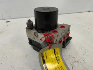 Gebruikte ABS Pomp Volkswagen Polo V (6R) 1.2 TDI 12V BlueMotion Prijs € 49,99 Margeregeling aangeboden door Autodemontage van der Iest