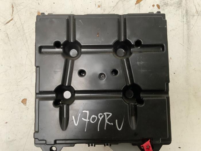 Gebruikte Computer Body Control Volkswagen Polo V (6R) 1.2 TDI 12V BlueMotion Prijs € 65,00 Margeregeling aangeboden door Autodemontage van der Iest