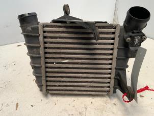 Gebruikte Intercooler Volkswagen Polo IV (9N1/2/3) 1.9 TDI 100 Prijs € 15,00 Margeregeling aangeboden door Autodemontage van der Iest