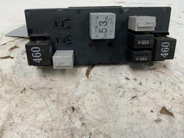 Gebruikte Bodycontrol Module Volkswagen Passat Variant (3C5) 2.0 TDI 16V Bluemotion Prijs € 64,99 Margeregeling aangeboden door Autodemontage van der Iest