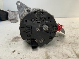 Gebruikte Dynamo Mercedes A (W176) 2.2 A-200 CDI, A-200d 16V 4-Matic Prijs € 59,99 Margeregeling aangeboden door Autodemontage van der Iest