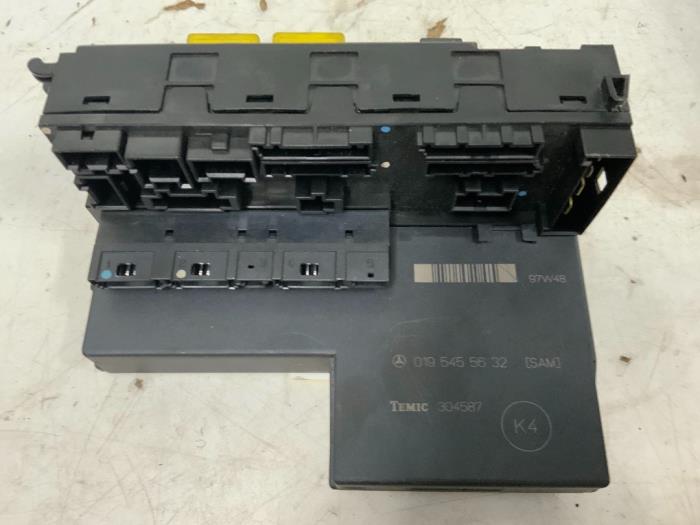 Gebruikte Sam module Mercedes E (W210) 3.0 E-300D Turbo 24V Prijs € 34,99 Margeregeling aangeboden door Autodemontage van der Iest