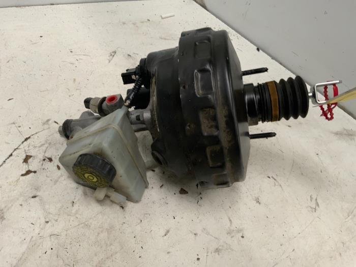 Gebruikte Rembooster Mercedes CLC (C203) 2.2 220 CDI 16V Prijs € 99,99 Margeregeling aangeboden door Autodemontage van der Iest