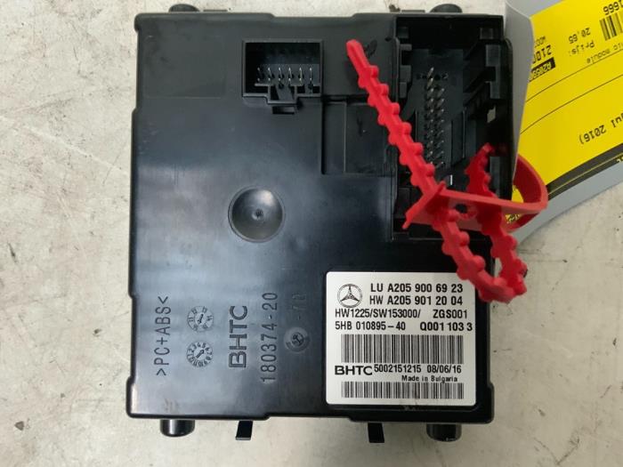 Gebruikte Climatronic module Mercedes C (C205) C-250d 2.2 16V BlueTEC Prijs € 24,99 Inclusief btw aangeboden door Autodemontage van der Iest