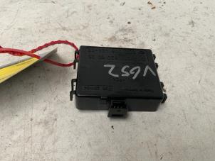 Gebruikte Regensensor Mercedes E (W211) 3.2 E-320 CDI 24V Prijs € 10,00 Margeregeling aangeboden door Autodemontage van der Iest