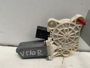 Gebruikte Motor electrisch raam Mercedes CLC (C203) 2.2 220 CDI 16V Prijs € 15,00 Margeregeling aangeboden door Autodemontage van der Iest