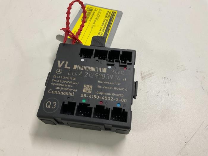 Gebruikte Module Centrale Deurvergrendeling Mercedes E Estate (S212) E-200 CDI 16V BlueEfficiency,BlueTEC Prijs € 19,99 Margeregeling aangeboden door Autodemontage van der Iest