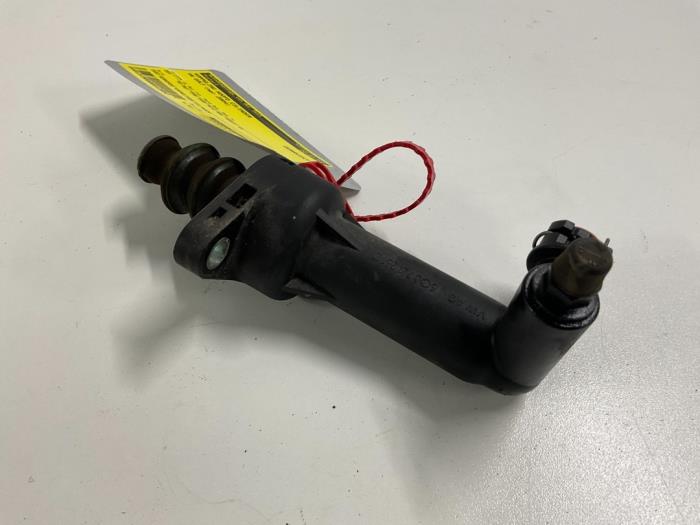 Gebruikte Koppeling Hoofd Cilinder Volkswagen Golf V (1K1) 1.6 FSI 16V Prijs € 9,99 Margeregeling aangeboden door Autodemontage van der Iest
