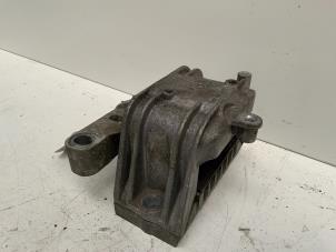 Gebruikte Motorsteun Seat Leon (1P1) 1.9 TDI 105 Prijs € 15,00 Margeregeling aangeboden door Autodemontage van der Iest