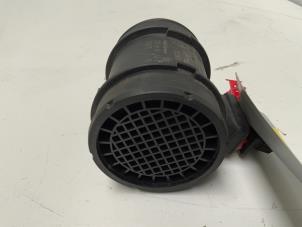 Gebruikte Luchtmassameter Opel Corsa D 1.3 CDTi 16V ecoFLEX Prijs € 15,00 Margeregeling aangeboden door Autodemontage van der Iest