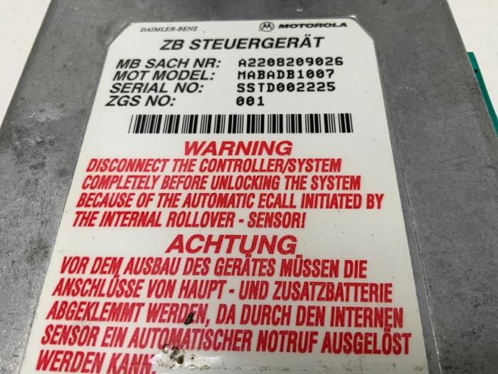 Computer Diversen van een Mercedes-Benz S (W220) 5.8 S-600L V12 36V 2000