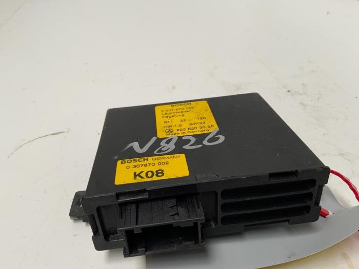 Gebruikte Computer Verlichting Mercedes S (W220) 5.8 S-600L V12 36V Prijs € 10,00 Margeregeling aangeboden door Autodemontage van der Iest