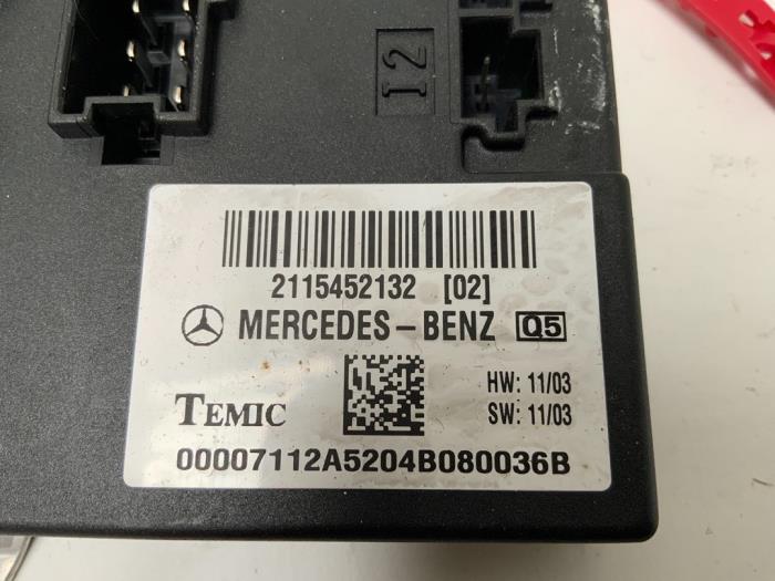 Computer Body Control van een Mercedes-Benz E Combi (S211) 2.2 E-220 CDI 16V 2005
