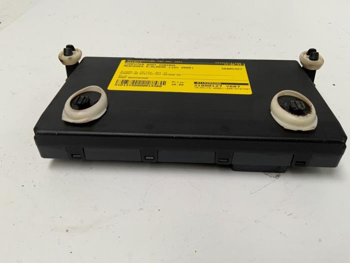 Computer Body Control van een Mercedes-Benz E Combi (S211) 2.2 E-220 CDI 16V 2005