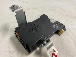 Gebruikte Alarm sirene Audi A3 Sportback (8PA) 2.0 TFSI 16V Prijs € 10,00 Margeregeling aangeboden door Autodemontage van der Iest