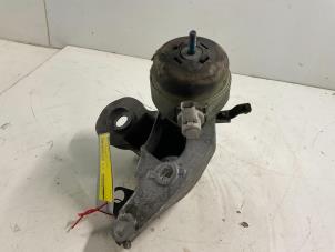 Gebruikte Motorsteun Audi A6 Avant Quattro (C6) 3.0 TDI V6 24V Prijs € 50,00 Margeregeling aangeboden door Autodemontage van der Iest