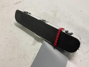 Gebruikte Display Interieur Chevrolet Spark (M300) 1.0 16V Bifuel Prijs € 5,00 Margeregeling aangeboden door Autodemontage van der Iest