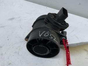 Gebruikte Luchtmassameter Mercedes E (W211) 3.2 E-320 CDI 24V Prijs € 10,00 Margeregeling aangeboden door Autodemontage van der Iest