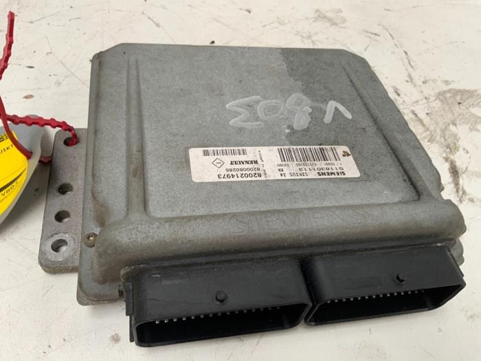 Gebruikte Computer Motormanagement Renault Clio II (BB/CB) 1.4 16V Prijs € 50,00 Margeregeling aangeboden door Autodemontage van der Iest