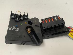 Gebruikte Zekeringkast Mercedes E (W211) 3.2 E-320 CDI 24V Prijs € 17,50 Margeregeling aangeboden door Autodemontage van der Iest