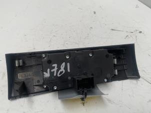 Gebruikte Licht Schakelaar BMW 5 serie (E60) 530i 24V Prijs € 17,50 Margeregeling aangeboden door Autodemontage van der Iest