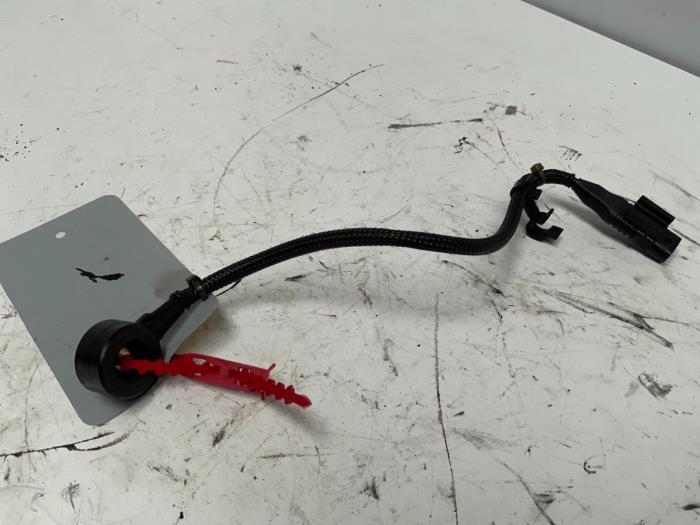 Gebruikte Klopsensor Mercedes C (W204) 2.2 C-200 CDI 16V BlueEFFICIENCY Prijs € 10,00 Margeregeling aangeboden door Autodemontage van der Iest