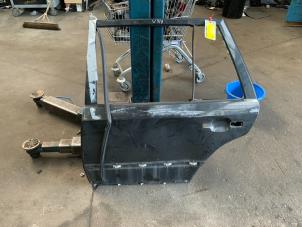 Gebruikte Deur 4Deurs links-achter Mercedes E Combi diesel (S124) 2.5 250 TD Prijs € 25,00 Margeregeling aangeboden door Autodemontage van der Iest