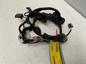 Gebruikte Kabel (diversen) Volkswagen Touran (1T1/T2) 2.0 FSI 16V Prijs € 25,00 Margeregeling aangeboden door Autodemontage van der Iest
