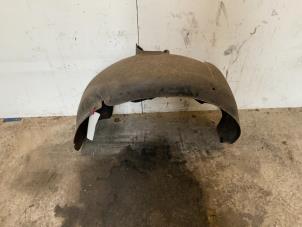 Gebruikte Slijkweerder Volkswagen Touran (1T1/T2) 2.0 FSI 16V Prijs € 20,00 Margeregeling aangeboden door Autodemontage van der Iest