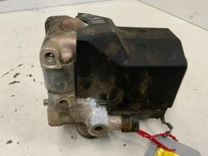 Gebruikte ABS Pomp Mercedes E Combi diesel (S124) 2.5 250 TD Prijs € 25,00 Margeregeling aangeboden door Autodemontage van der Iest