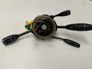 Gebruikte Licht + Raw Schakelaar Mercedes ML II (164/4JG) 3.0 ML-320 CDI 4-Matic V6 24V Prijs € 72,50 Margeregeling aangeboden door Autodemontage van der Iest