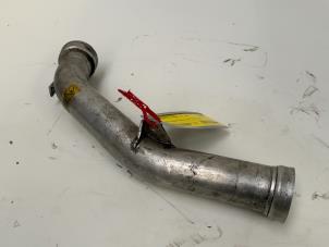 Gebruikte Intercooler Buis Mercedes ML II (164/4JG) 3.0 ML-320 CDI 4-Matic V6 24V Prijs € 19,99 Margeregeling aangeboden door Autodemontage van der Iest