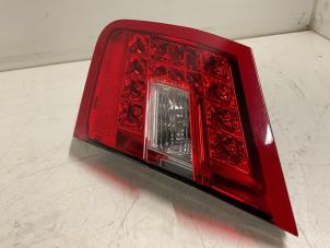 Gebruikte Achterlicht rechts Mercedes E (W212) E-300 V6 24V BlueEFFICIENCY 4-Matic Prijs € 32,50 Margeregeling aangeboden door Autodemontage van der Iest