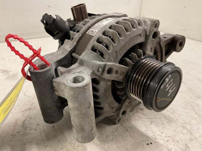 Gebruikte Dynamo Ford Mondeo V Wagon 1.5 EcoBoost 16V Prijs € 99,99 Margeregeling aangeboden door Autodemontage van der Iest
