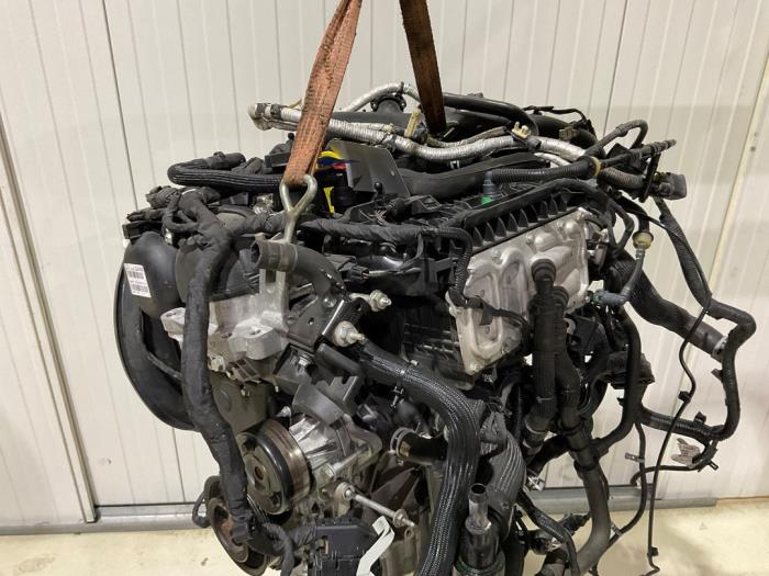 Motor van een Ford Mondeo V Wagon 1.5 EcoBoost 16V 2019