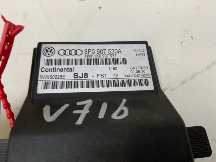 Gateway module van een Audi A3 Sportback (8PA) 2.0 TDI 16V 2010