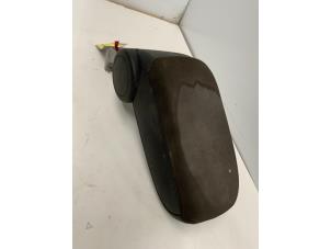 Gebruikte Armleuning Audi A3 Sportback (8PA) 2.0 TDI 16V Prijs € 100,00 Margeregeling aangeboden door Autodemontage van der Iest