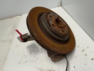 Gebruikte Asschenkel rechts-achter Mercedes ML I (163) 270 2.7 CDI 20V Prijs € 40,00 Margeregeling aangeboden door Autodemontage van der Iest