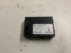 Gebruikte Gateway module Mercedes C (W203) 1.8 C-200K 16V Prijs € 29,99 Margeregeling aangeboden door Autodemontage van der Iest