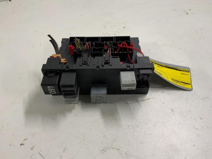 Gebruikte Module Bodycontrol Audi A3 (8P1) 2.0 16V FSI Prijs € 54,99 Margeregeling aangeboden door Autodemontage van der Iest