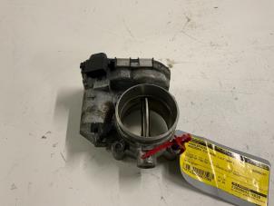 Gebruikte Gasklephuis Mercedes C (W203) 1.8 C-200K 16V Prijs € 34,99 Margeregeling aangeboden door Autodemontage van der Iest