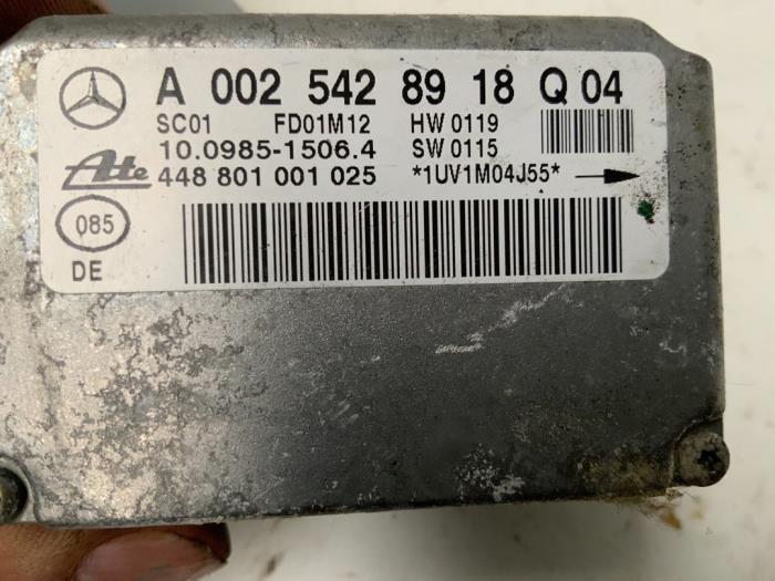 Esp Duo Sensor van een Mercedes-Benz C Combi (S203) 2.2 C-200 CDI 16V 2002