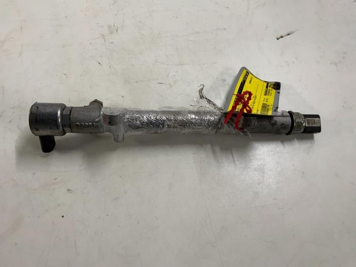 Gebruikte Injector brug Mercedes E Estate (S212) E-200 CDI 16V BlueEfficiency,BlueTEC Prijs € 69,99 Margeregeling aangeboden door Autodemontage van der Iest