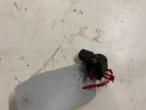 Gebruikte Map Sensor (inlaatspruitstuk) Mercedes E Estate (S212) E-200 CDI 16V BlueEfficiency,BlueTEC Prijs € 9,99 Margeregeling aangeboden door Autodemontage van der Iest