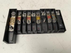 Gebruikte Zekeringkast Volkswagen Transporter T5 1.9 TDi Prijs € 10,00 Margeregeling aangeboden door Autodemontage van der Iest