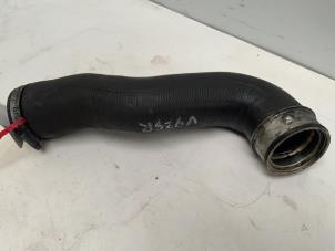 Gebruikte Intercooler Slang Mercedes ML II (164/4JG) 3.0 ML-320 CDI 4-Matic V6 24V Prijs € 15,00 Margeregeling aangeboden door Autodemontage van der Iest